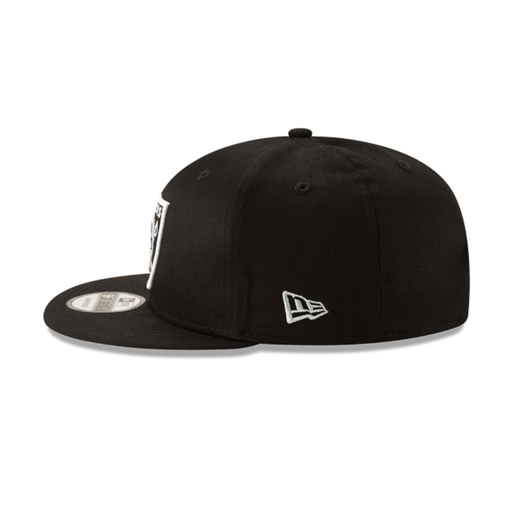 LAS VEGAS RAIDERS 9FIFTY NEW ERA BLACK/SILVER SHIELD SNAPBACK HAT