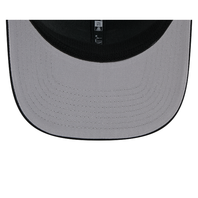 LOS ANGELES KINGS NEW ERA NHL 9SEVENTY ADJUSTABLE BLACK TRUCKER SNAPBACK HAT