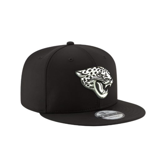 JACKSONVILLE JAGUARS 9FIFTY NEW ERA BLACK AND WHITE SNAPBACK HAT