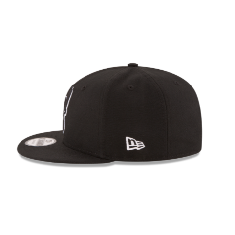 MILWAUKEE BUCKS 9FIFTY NBA NEW ERA BLACK AND WHITE SNAPBACK HAT