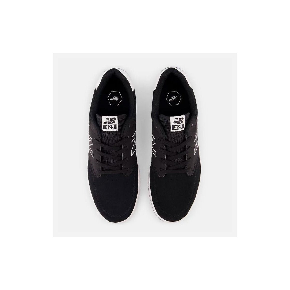 NEW BALANCE NUMERIC 425 BLACK / WHITE SHOE - 425BWW