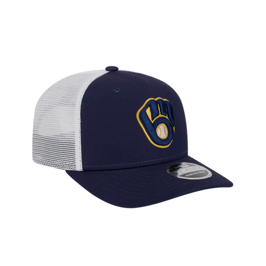 MILWAUKEE BREWERS 9SEVENTY NEW ERA NAVY TRUCKER SNAPBACK HAT