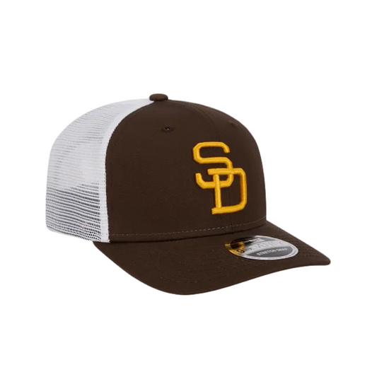 SAN DIEGO PADRES 9SEVENTY NEW ERA BROWN ALT TRUCKER SNAPBACK HAT