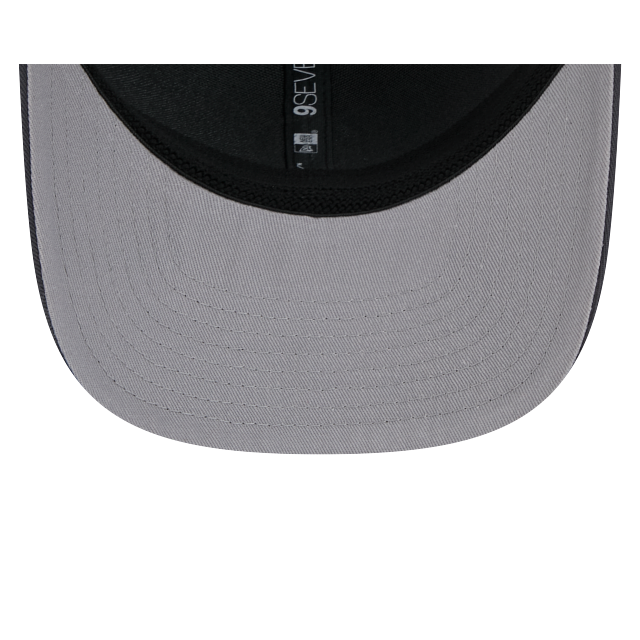 LAS VEGAS KNIGHTS NEW ERA NHL 9SEVENTY GREY TRUCKER SNAPBACK HAT