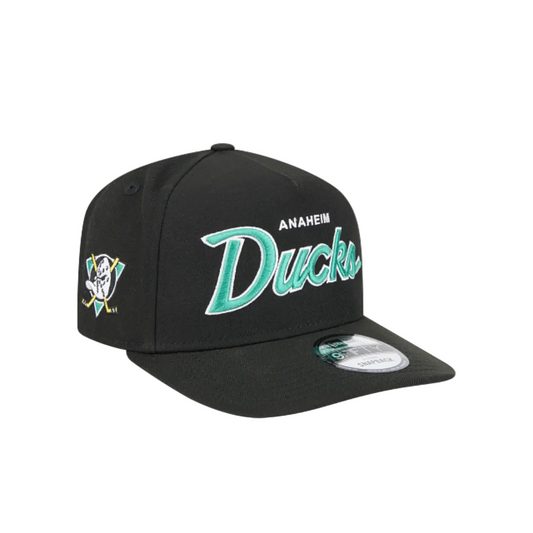 ANAHEIM DUCKS 9FIFTY A-FRAME NEW ERA NHL BLACK SCRIPT SNAPBACK HAT