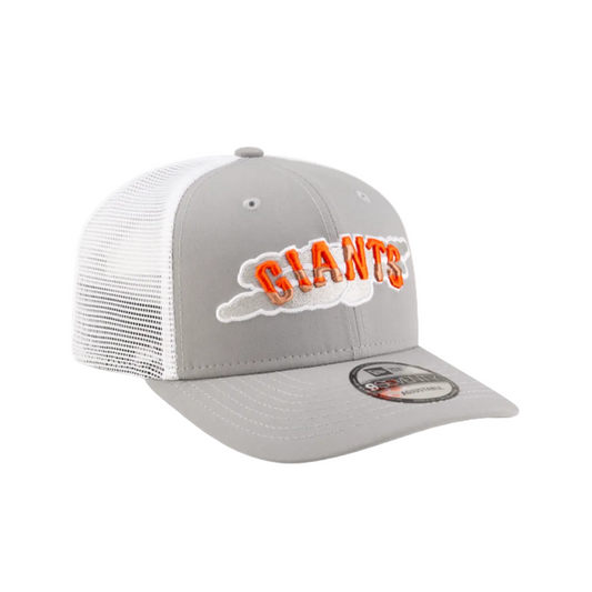 SAN FRANCISCO GIANTS 9SEVENTY NEW ERA GREY TRUCKER SNAPBACK HAT