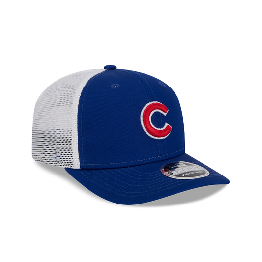CHICAGO CUBS 9SEVENTY NEW ERA BLUE TRUCKER SNAPBACK HAT
