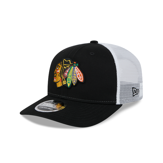 CHICAGO BLACKHAWKS NEW ERA NHL 9SEVENTY BLACK TRUCKER SNAPBACK HAT