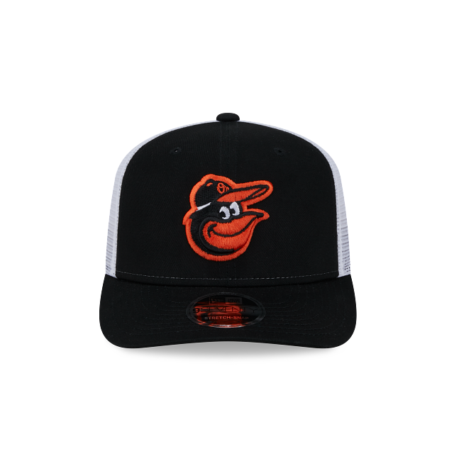 BALTIMORE ORIOLES 9SEVENTY NEW ERA BLACK TRUCKER SNAPBACK HAT