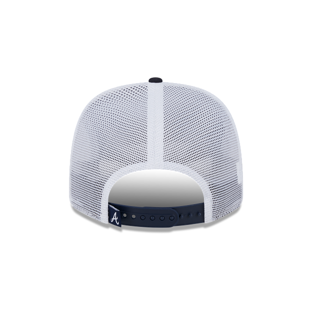 ATLANTA BRAVES 9SEVENTY NEW ERA NAVY TRUCKER SNAPBACK HAT