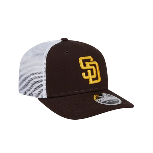 SAN DIEGO PADRES 9SEVENTY NEW ERA BROWN TRUCKER SNAPBACK HAT