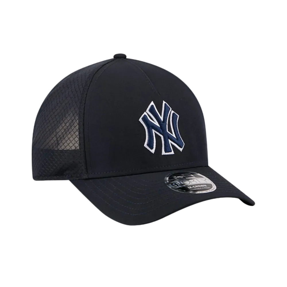 NEW YORK YANKEES NEW ERA 9FORTY M-CROWN A-FRAME NAVY SNAPBACK HAT
