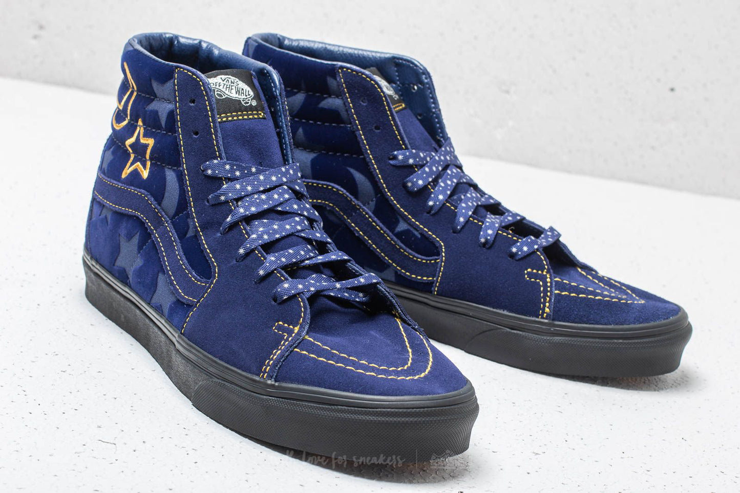 VANS X DISNEY SK8-HI SORCERER'S APPRENTICE BLUE/BLACK SHOE