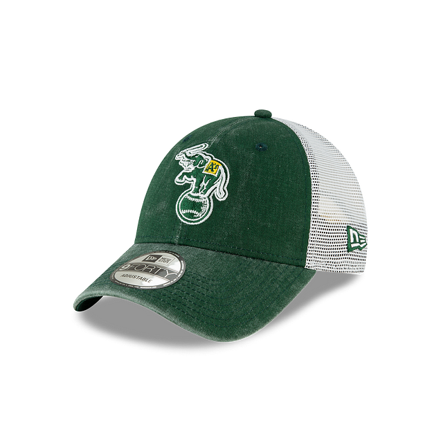 Oakland Athletics 1988 New Era 940 Adjustable Trucker Hat