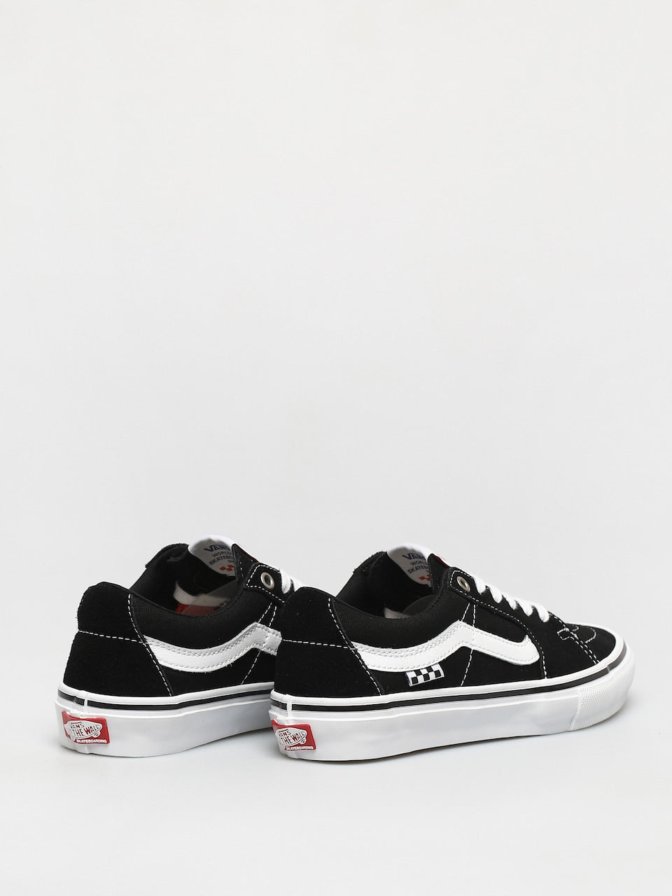 VANS SKATE SK8-LOW BLACK AND WHITE SHOE