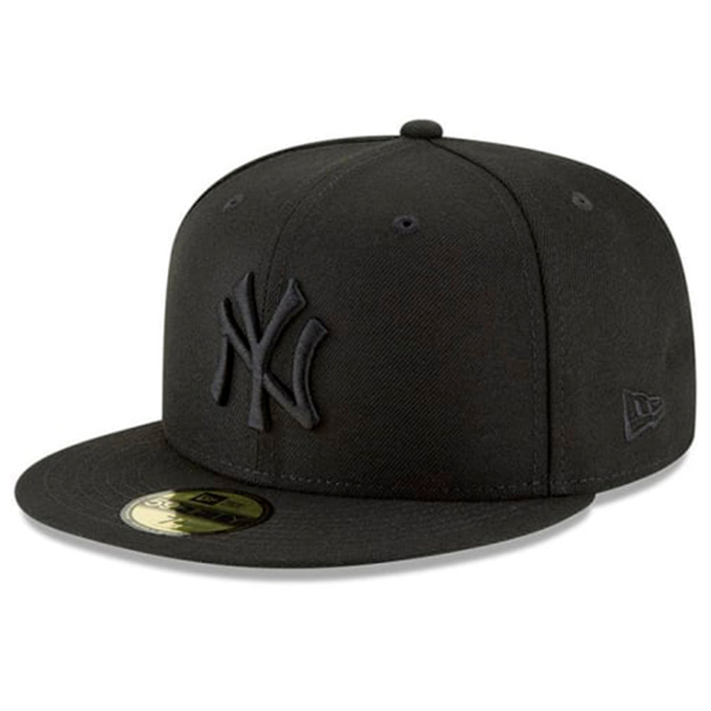 NEW YORK YANKEES 59FIFTY NEW ERA BLACKOUT FITTED HAT