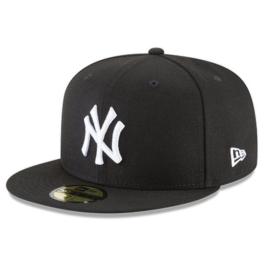 NEW YORK YANKEES 59FIFTY NEW ERA BLACK WITH WHITE LOGO FITTED HAT