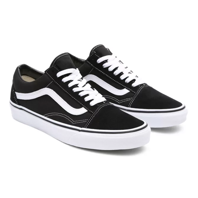 VANS OLD SKOOL BLACK AND WHITE SHOE