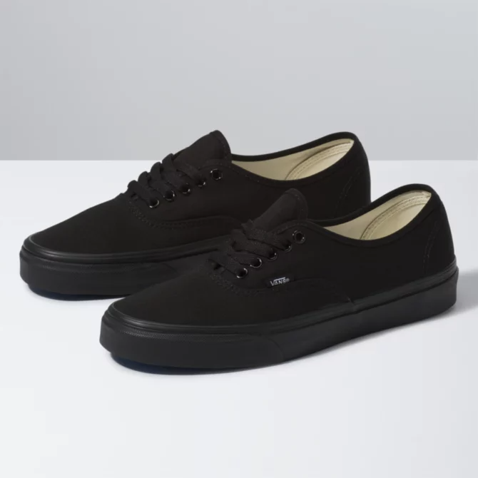 VANS AUTHENTIC BLACK BLACK SHOE