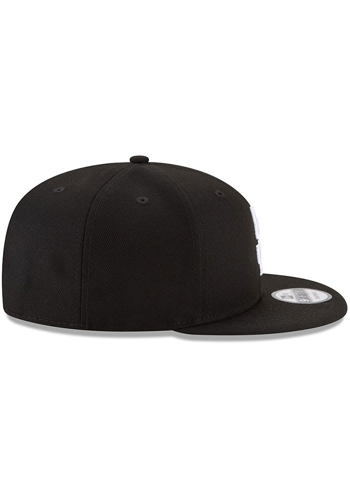 SAN DIEGO PADRES NEW ERA 9FIFTY BLACK WITH WHITE LOGO SNAPBACK HAT