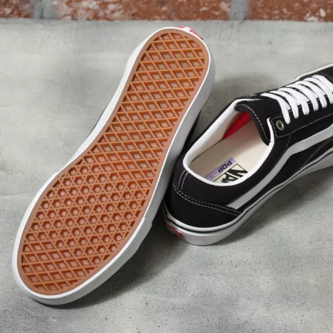 VANS SKATE OLD SKOOL BLACK AND WHITE SHOE