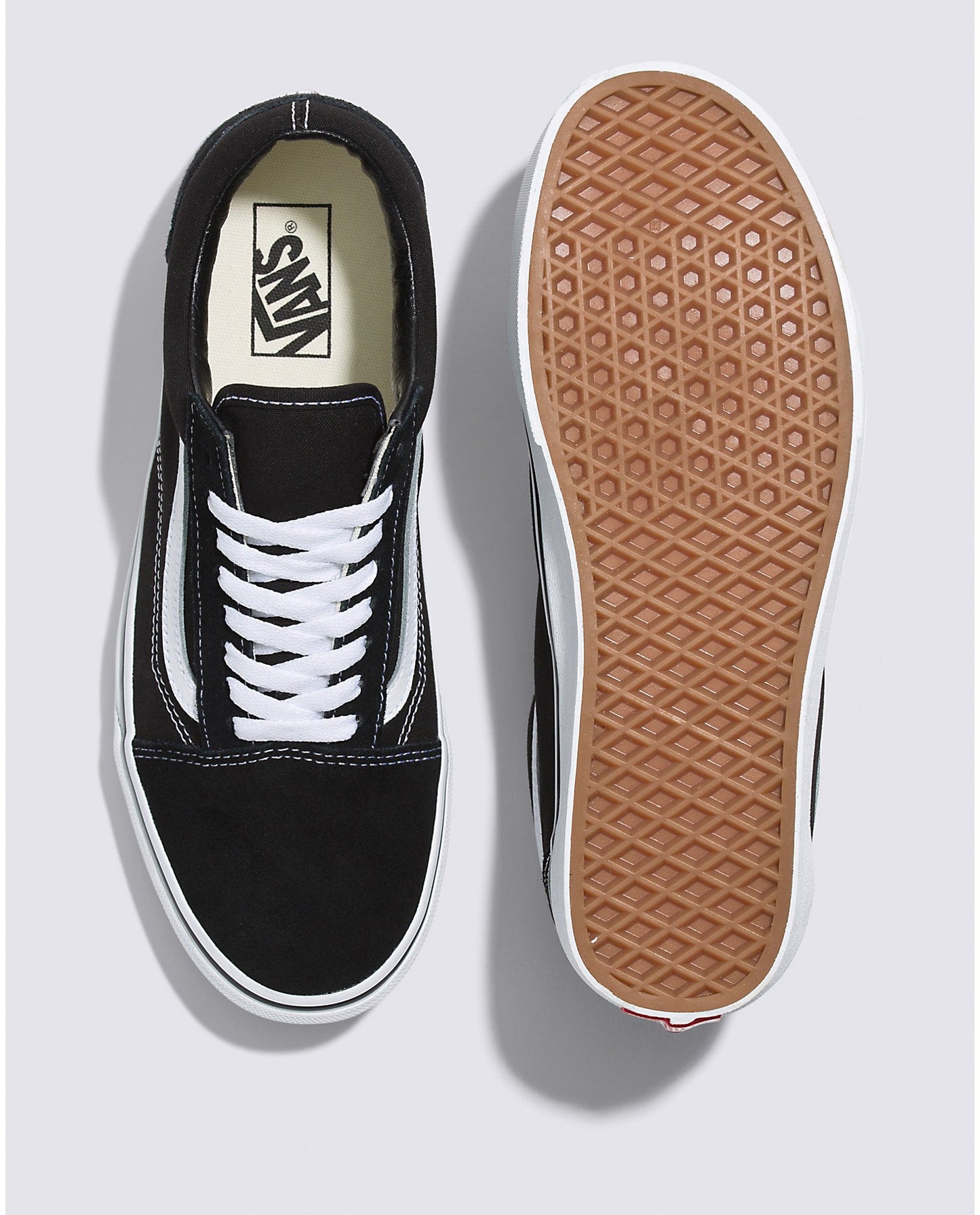 VANS OLD SKOOL BLACK AND WHITE SHOE