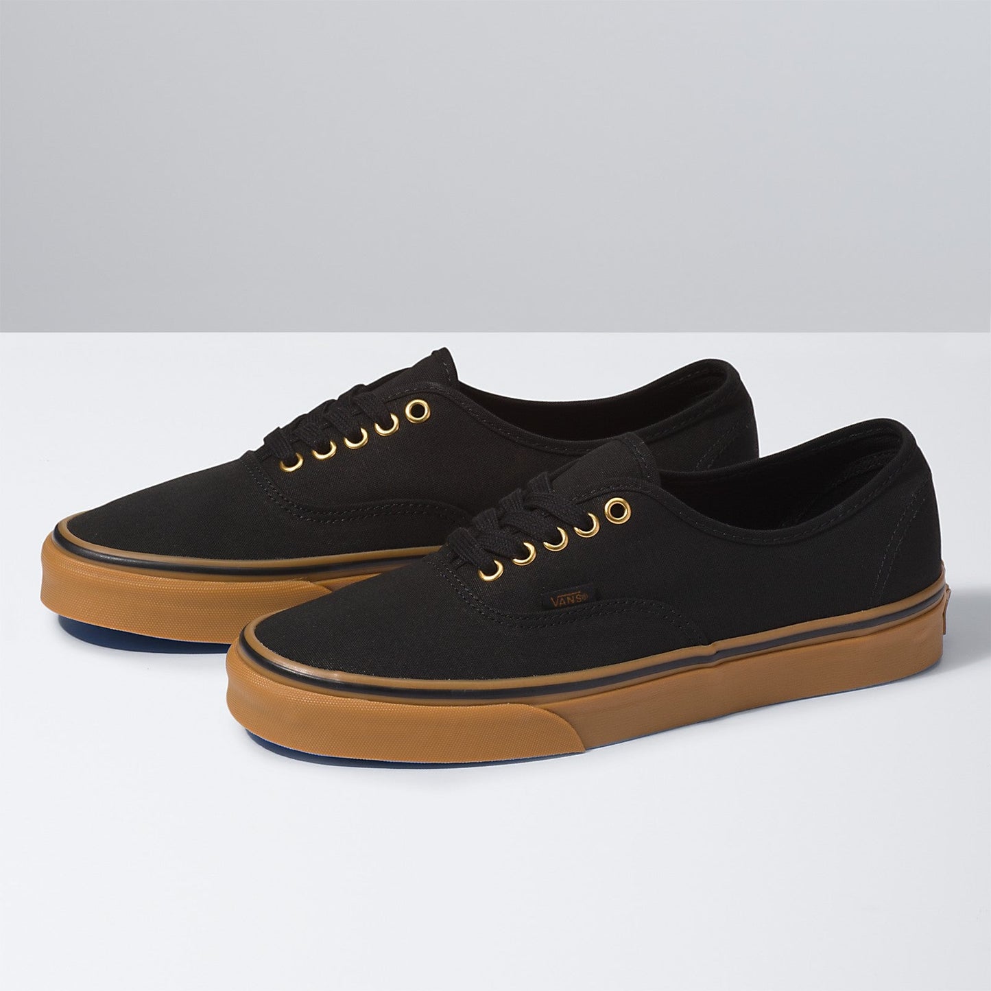 VANS AUTHENTIC GUM BLACK/RUBBER SHOE