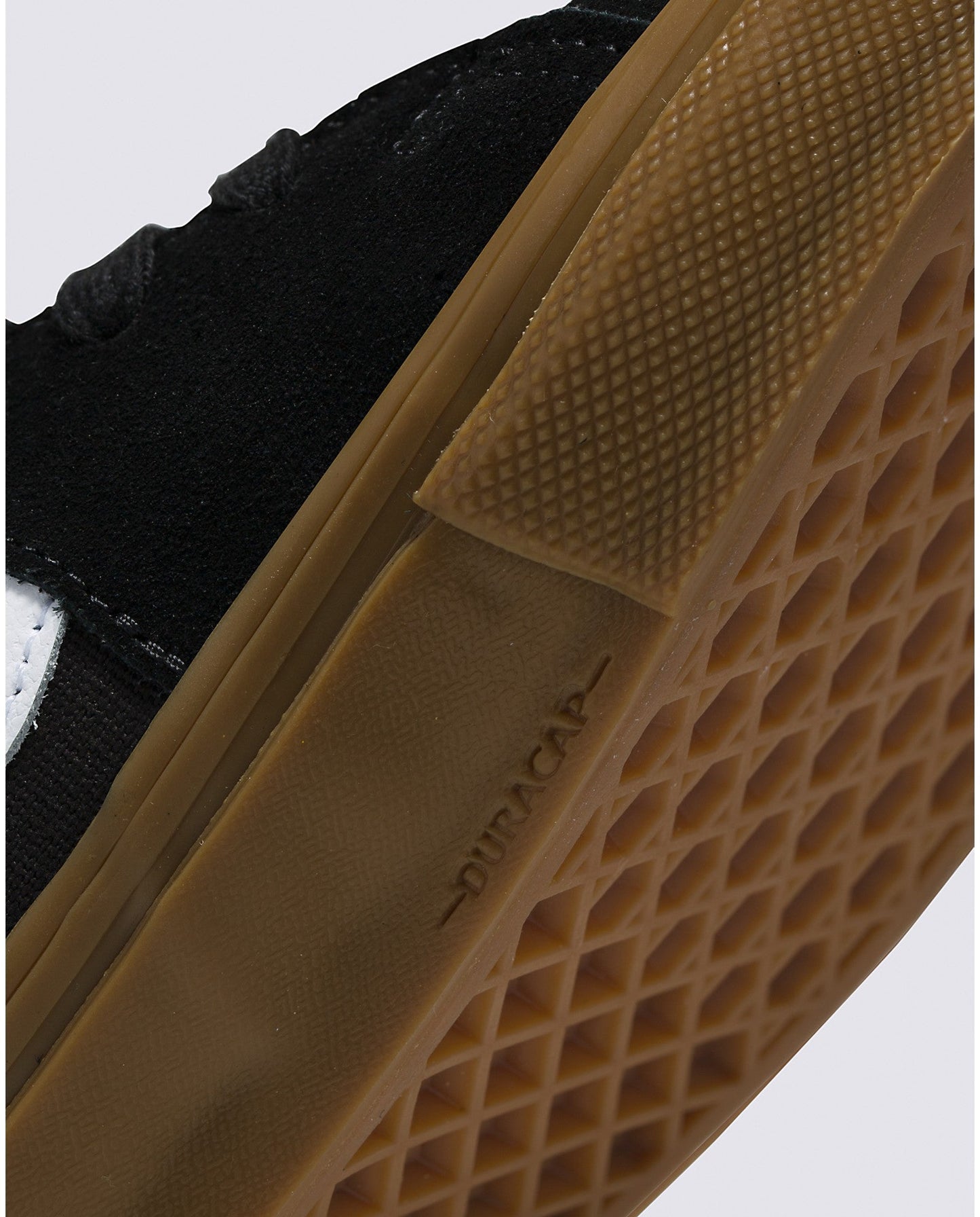 VANS SKATE SK8-HI BLACK AND GUM SHOE