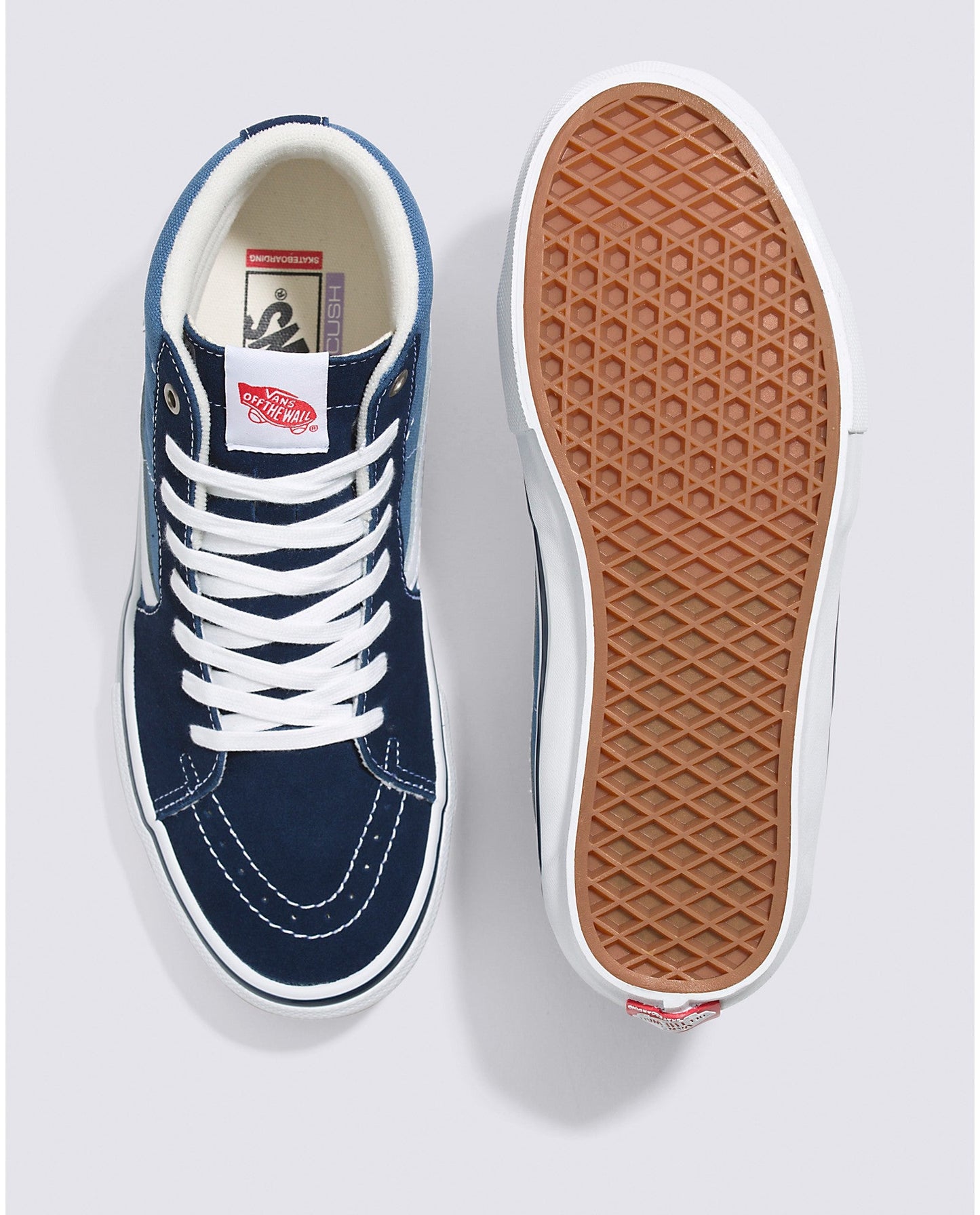 VANS SKATE SK8-HI NAVY AND WHITE SHOE