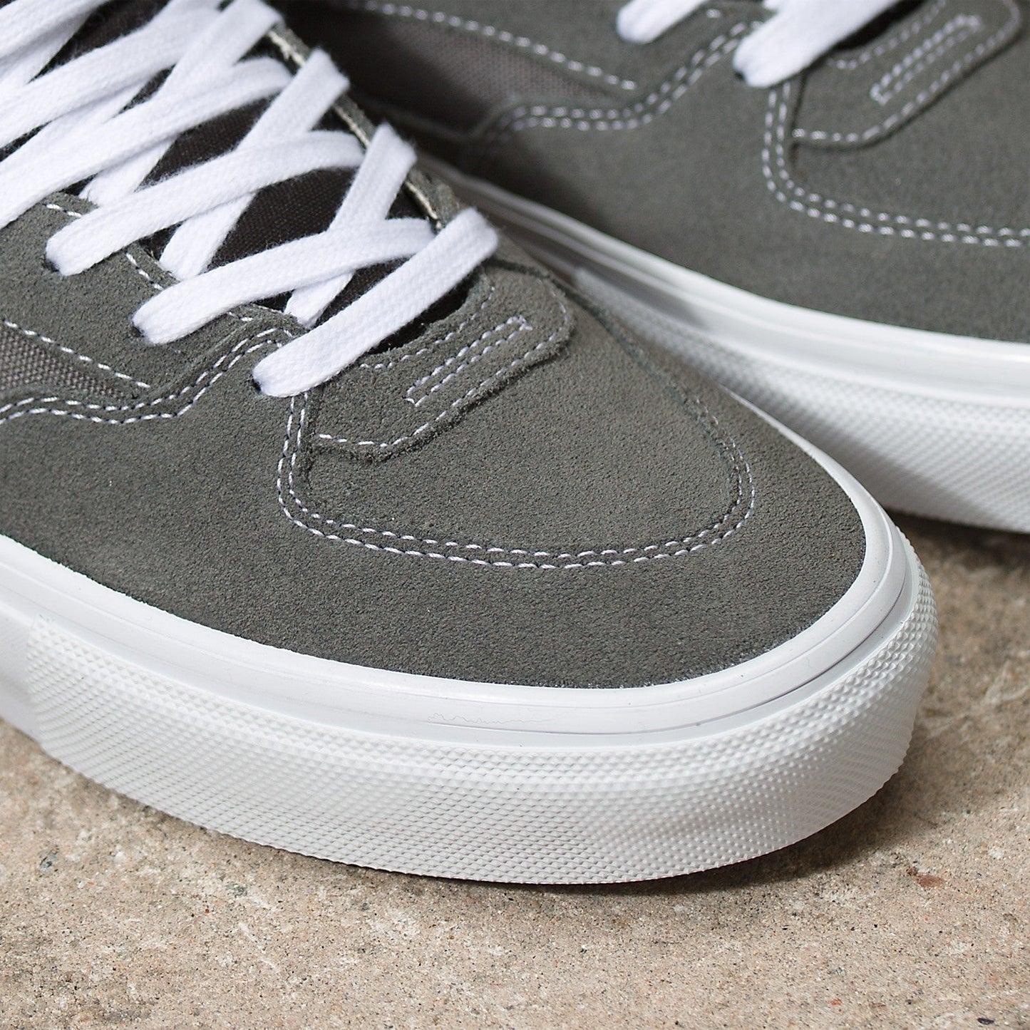 VANS SKATE HALF CAB GREY / WHITE SHOE