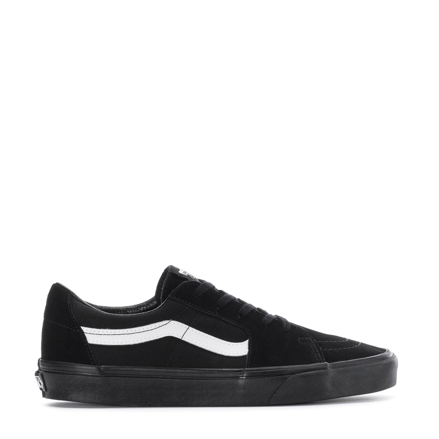 VANS SK8-LOW CONTRAST BLACK WITH WHITE SHOE