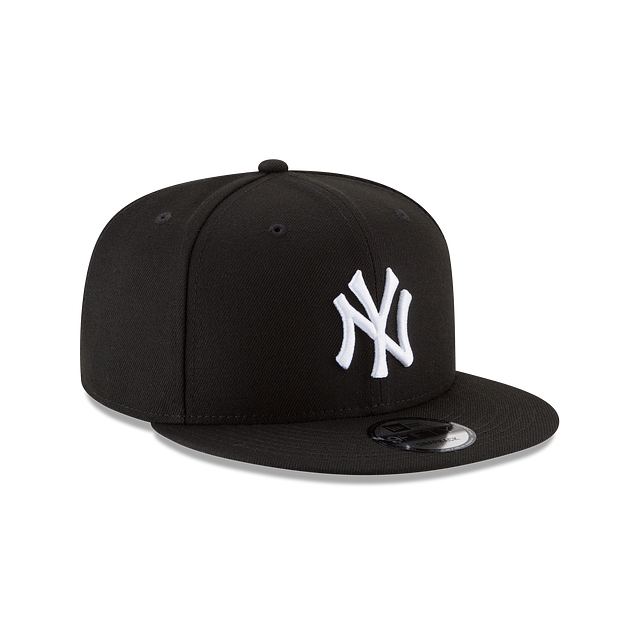 NEW YORK YANKEES 9FIFTY NEW ERA BLACK WITH WHITE LOGO SNAPBACK HAT